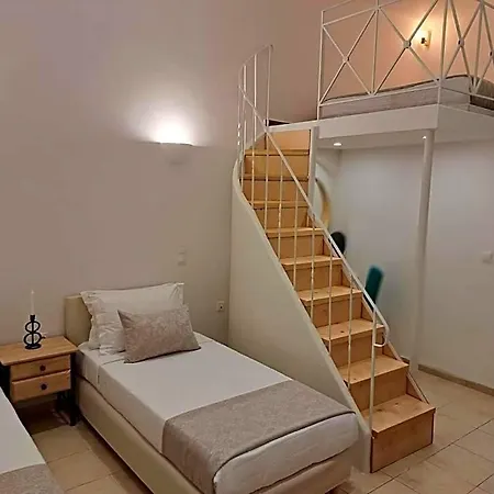 Amerisa & 3* Fira (Santorini)