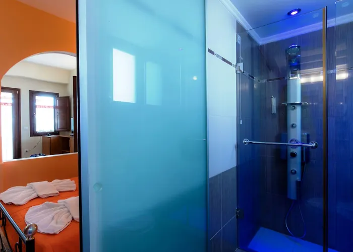 Hotel Amerisa & Fira (Santorini)