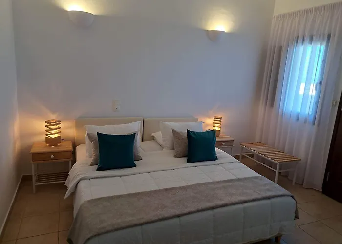 Hotel Amerisa & Fira (Santorini)