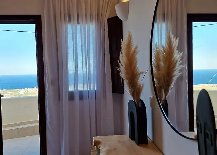 Amerisa & 3* Fira (Santorini)