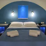 Amerisa Suites&villa Hotell Fira (Santorini)