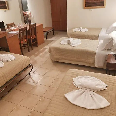 Amerisa & Hotel Fira (Santorini)